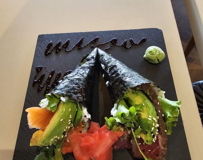 Salmon Temaki, Beef Temaki