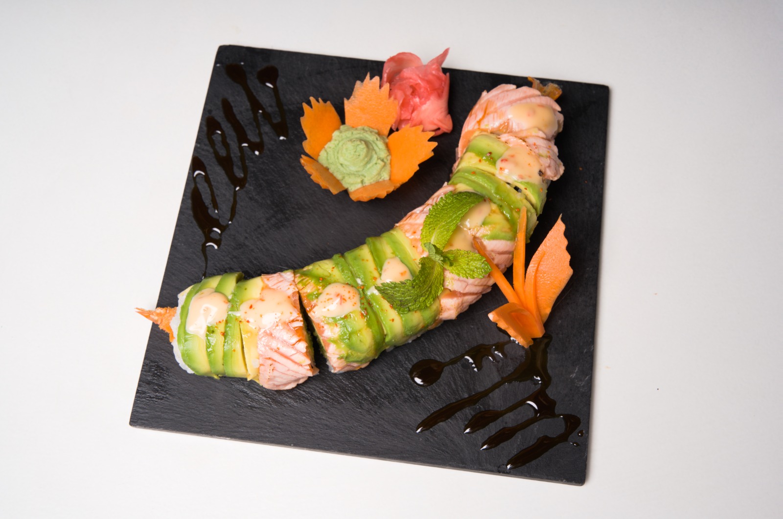 California tempura avocat mayo épicée